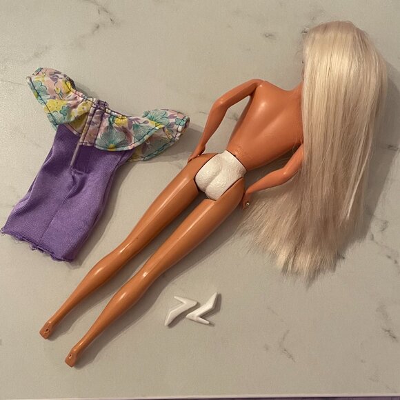 Vintage Barbie and Nia Dolls - Lot of 3 - Redressed - Picture 10 of 16